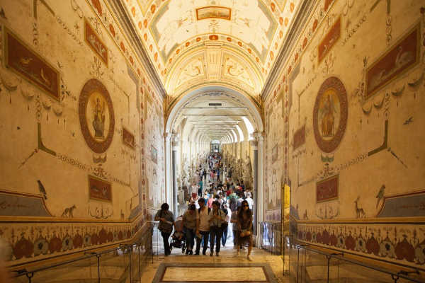 Visit Vatican Museum